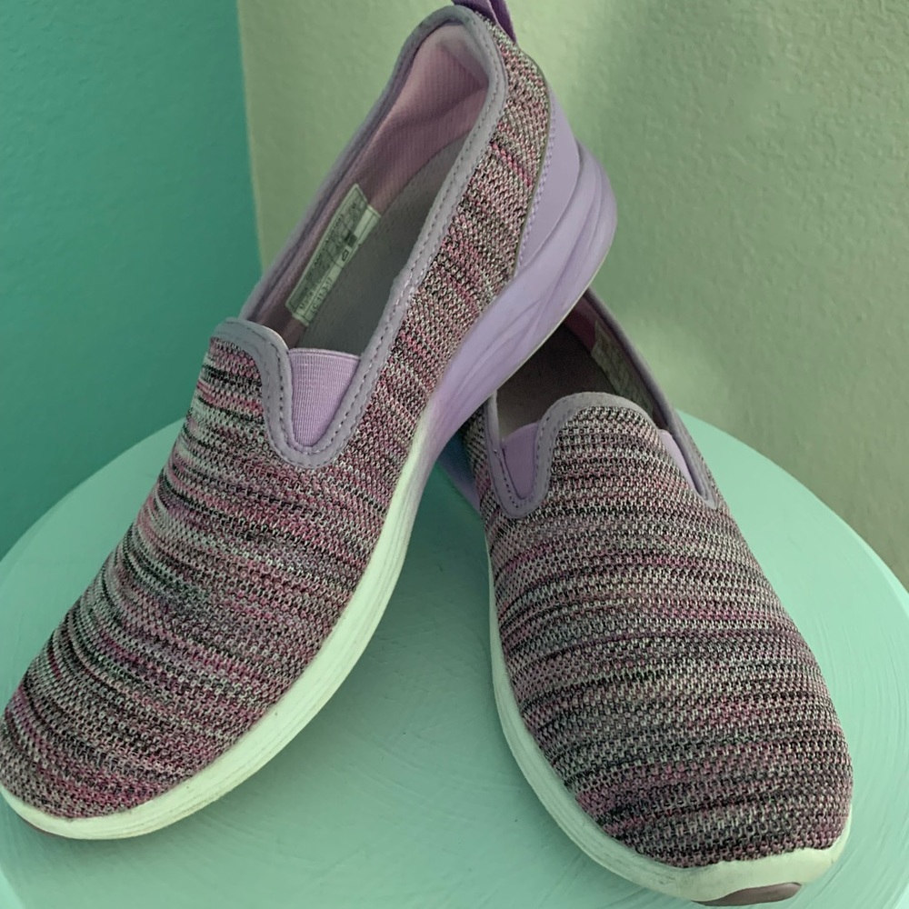 Vionic slip on sneakers.